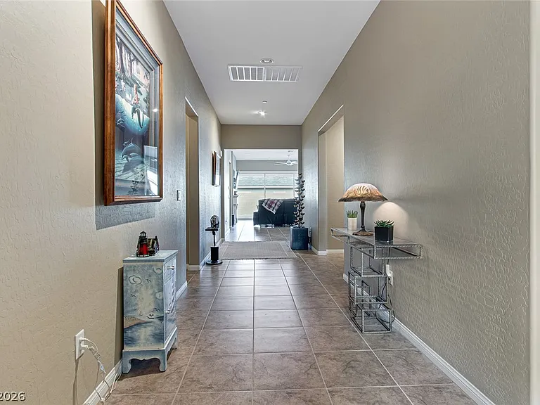 10930 Krista Leigh Ave — Photo 4