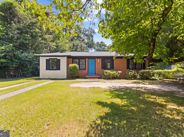 204 Ravenwood Way, Warner Robins, GA 31093