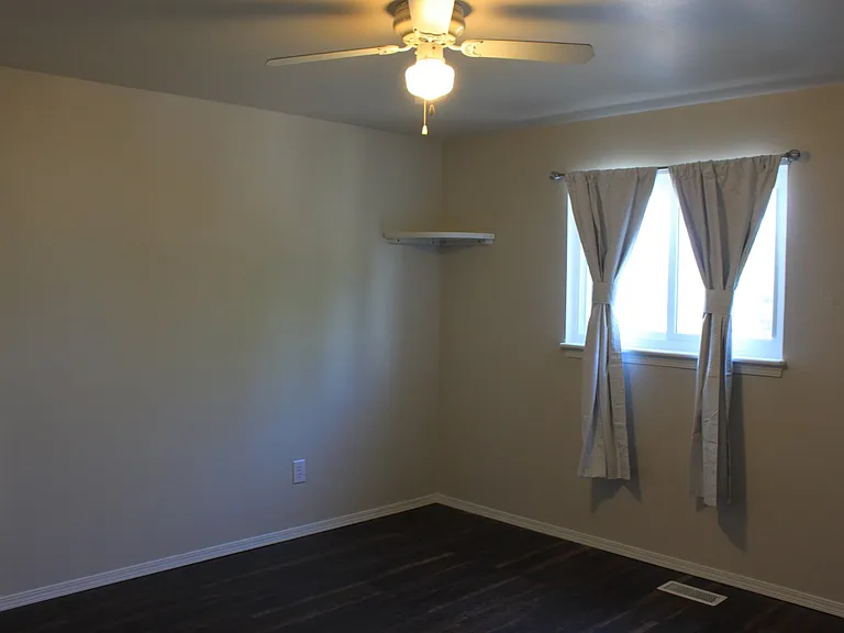 2130 Crystal River Dr — Photo 20