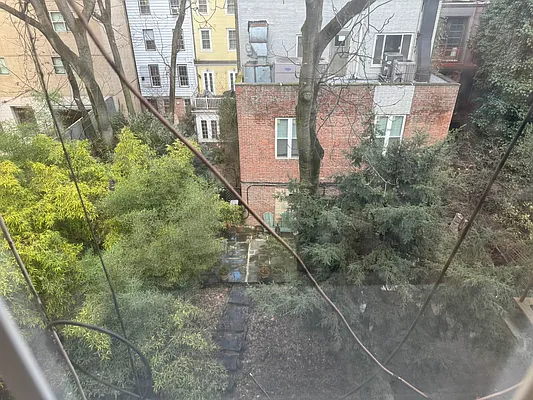 Rented by Douglas Elliman | media 4