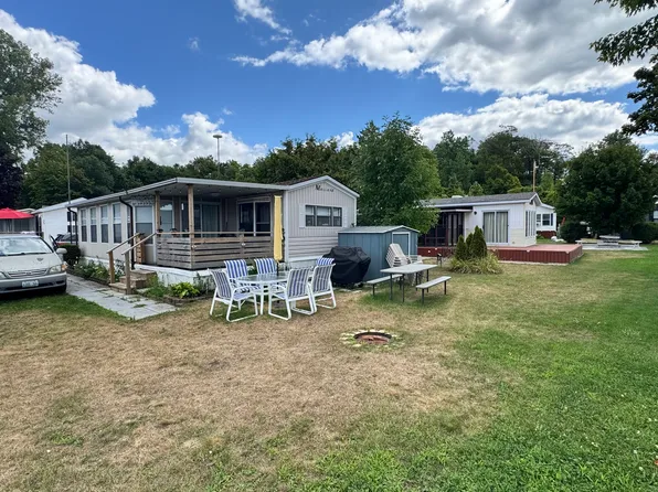 490 Empire Rd #Peb024, Pt Colborne, ON L0S 1R0