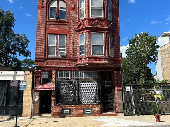 3462 W North Ave, Chicago, IL 60647