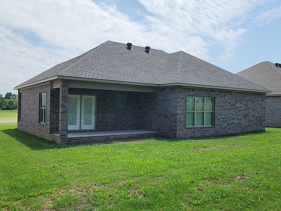 3rd image of 404 Everett Ln