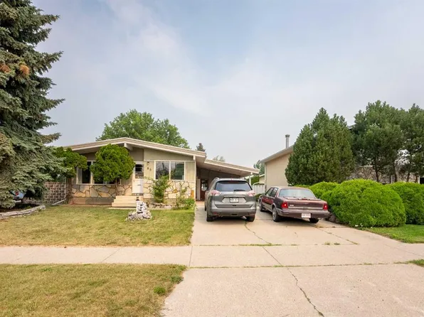 85 SE Park Meadows Blvd N, Lethbridge, AB T1H 4H9