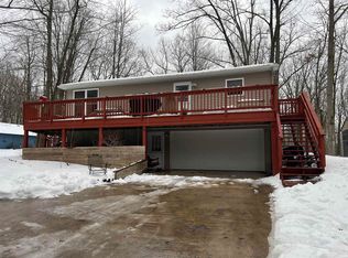 5311 Wolf Ln, Farwell, MI 48622