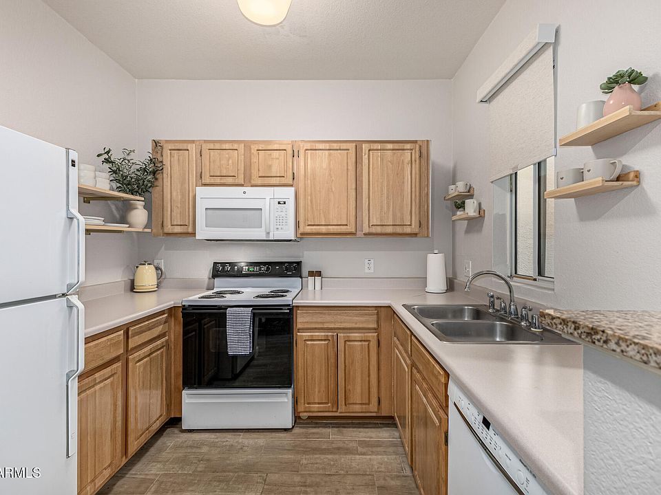 2929 W YORKSHIRE Drive #1085, Phoenix, AZ 85027 | Zillow