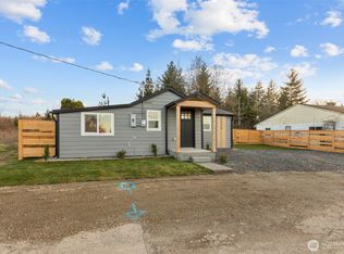 1664 SE Crawford Rd, Pt Orchard, WA 98366