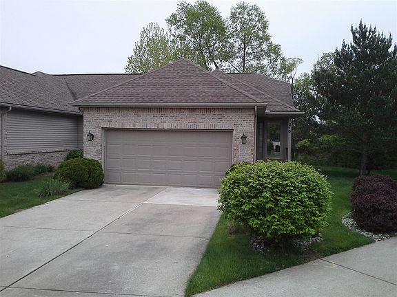 2nd image of 215 Inglewood Ct