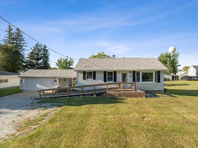 106 E Field St, Secor, IL, 61771
