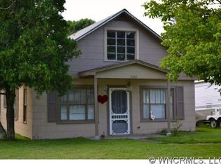 4267 Old Clyde Rd, Clyde, NC 28721