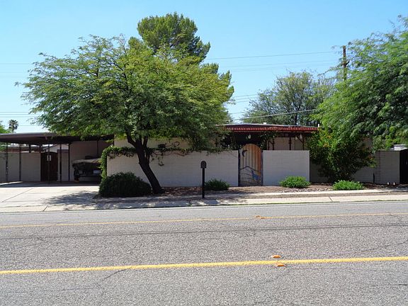 2nd image of 8532 E Kenyon Dr