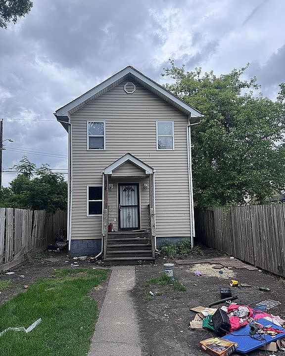 1st image of 1624 Delaware St