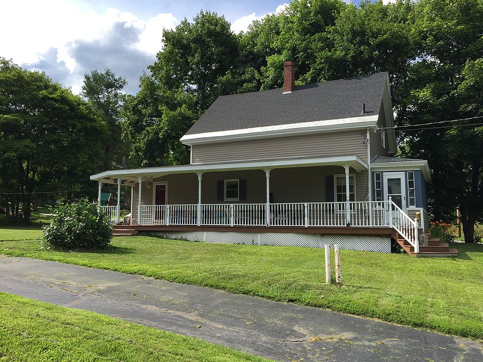 1st image of 681 Main St