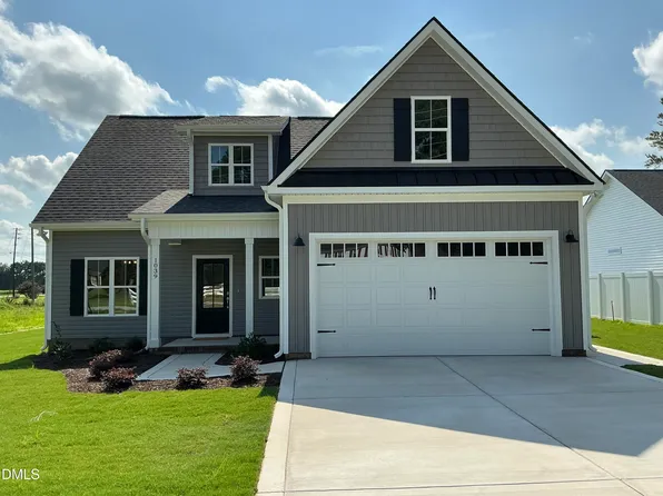 1039 N Lincoln St, Benson, NC 27504
