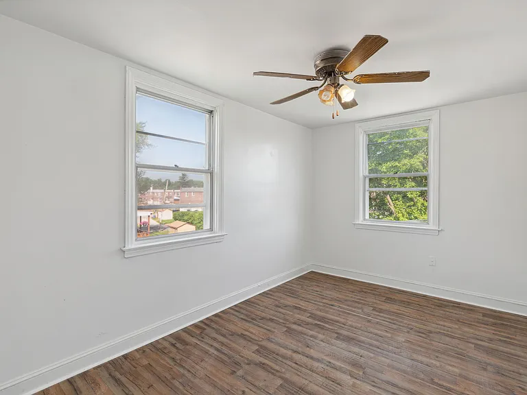 214 Westbridge Rd — Photo 18