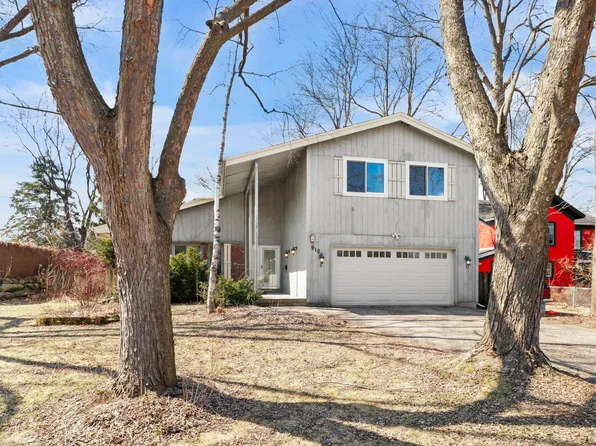910 Hathaway Dr, Madison, WI 53711