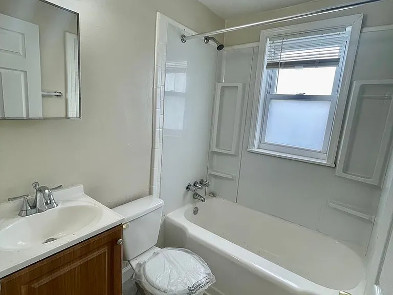 7525 Lange St #A — Photo 3
