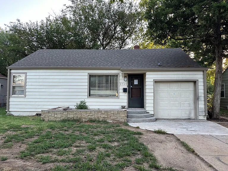 2739 S Classen Ave — Photo 1