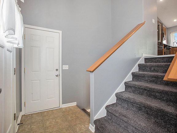5th image of 8341 Stonington Dr