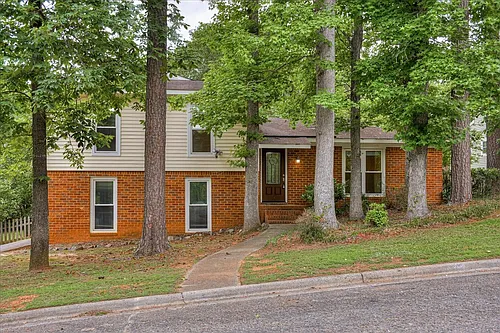 303 Meadowlake Dr Photo 1