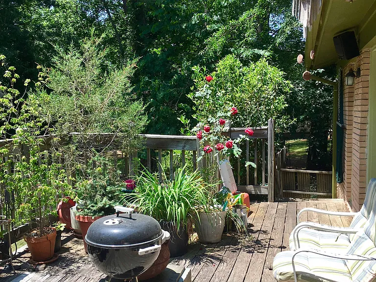 110 Rivermont Rd — Photo 14