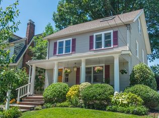 9 Oakridge Rd, Bloomfield, NJ 07003