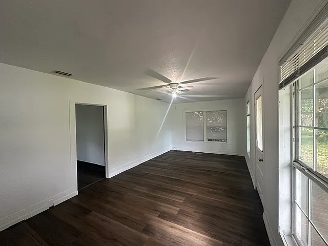 2 bed, 1000 sqft, $1,395 — Photo 3