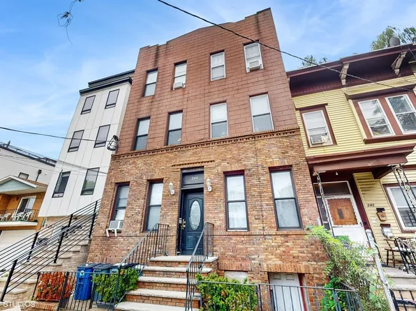 244 Webster Avenue image 2 of 25