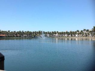 6294 Bahia Del Mar Cir APT 106, Saint Petersburg, FL 33715