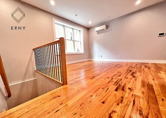 Rented by ERNY LLC | media 5