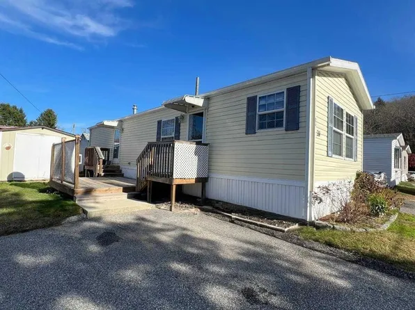 20 Barlow Drive, Mansfield, CT 06268