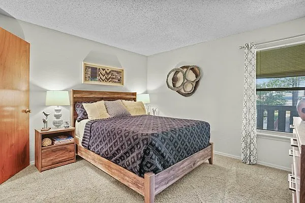 Sunchase Apartments