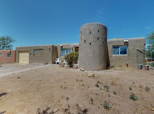 2433 Elizabeth St NE, Albuquerque, NM 87112