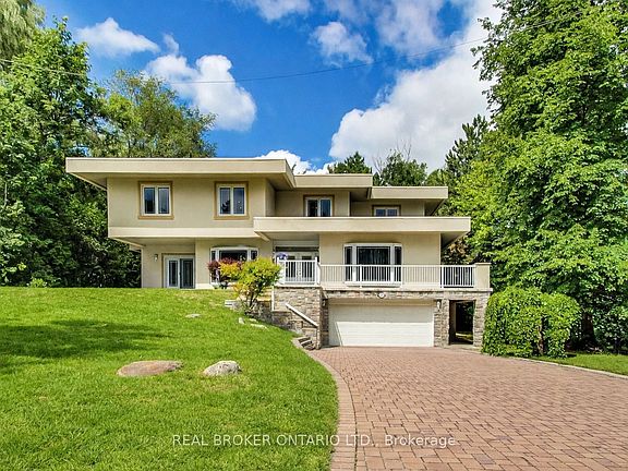 2nd image of 48 Silvergrove Rd