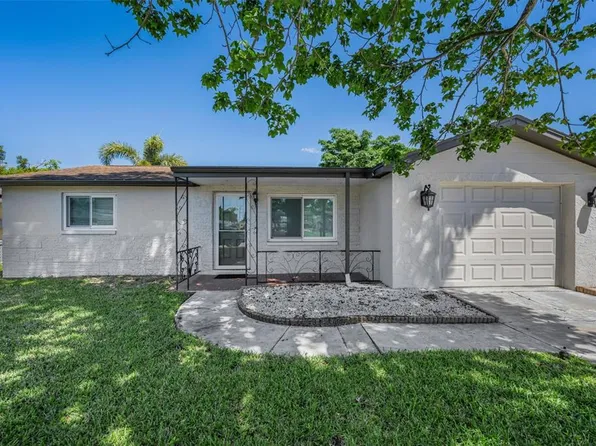 1184 Chelsea Ln, Holiday, FL 34691