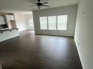 1317 Addison Lake St, Fuquay Varina, NC 27526