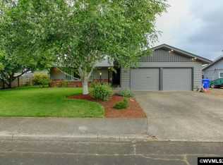 995 Espana Ave N, Keizer, OR