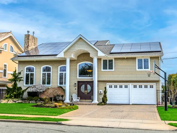 2883 Shore Drive, Merrick, NY 11566
