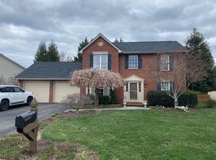 6010 Chagall Dr, Roanoke, VA 24018