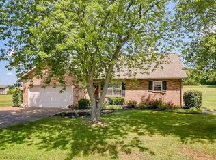 11226 P K Dr, Evansville, IN 47712