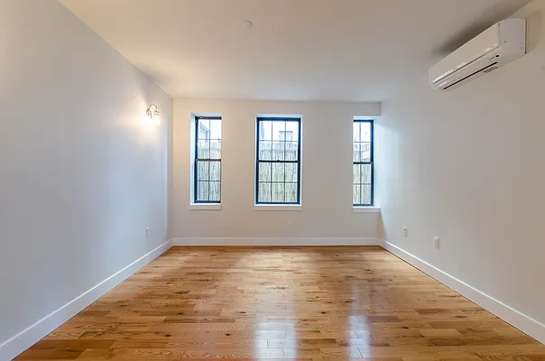 Rented by Independent Properties NYC Inc | media 18