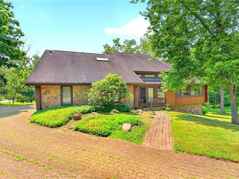 1st image of 208 Springhouse Dr