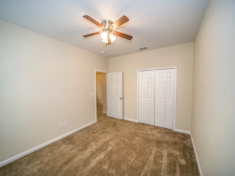 11733 Lake Bend Cir — Photo 19
