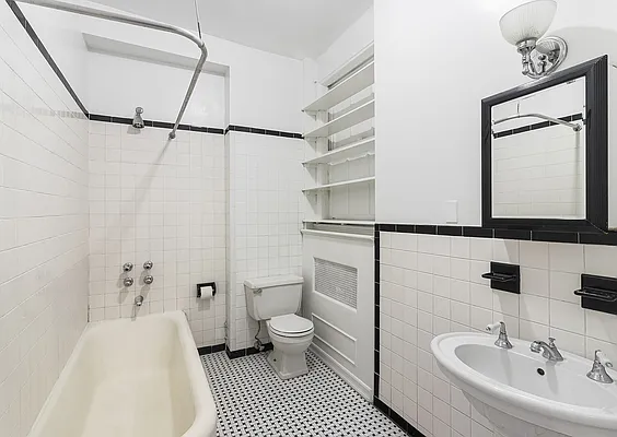 Rented by CitySites Real Estate Group | media 14