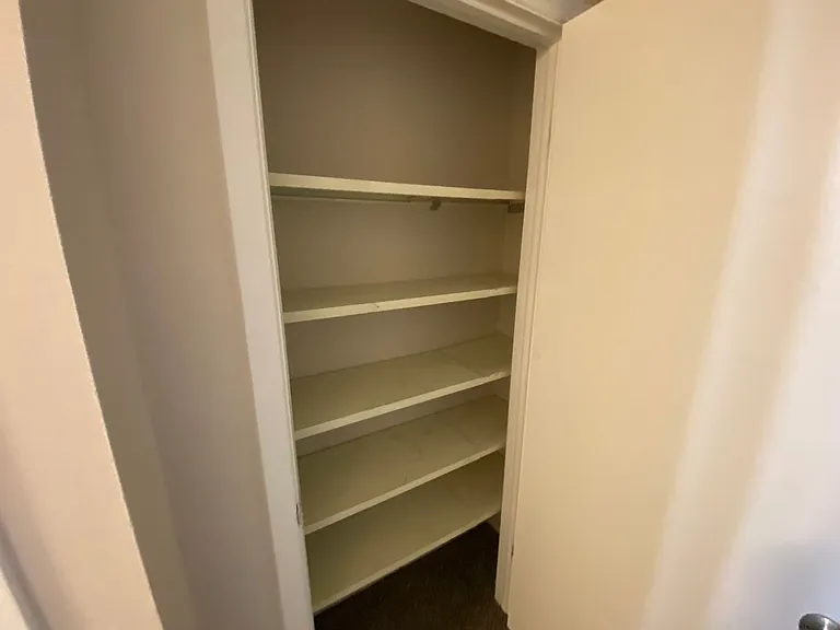5520 Beavercrest Dr — Photo 29