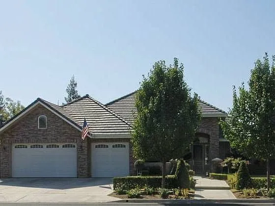 2482 Donner Ave photo 1