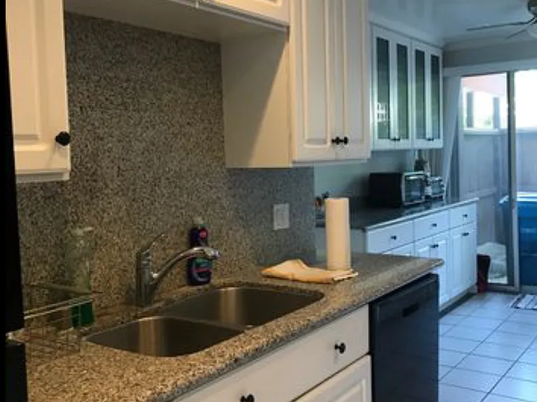 3325 Benton St — Photo 7