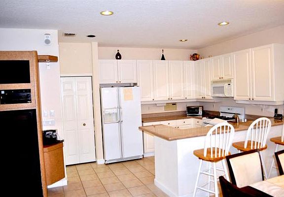 Home For Sale In Woodfield Country Club