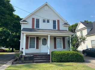 40 W Washington Ave, Zeeland, MI 49464