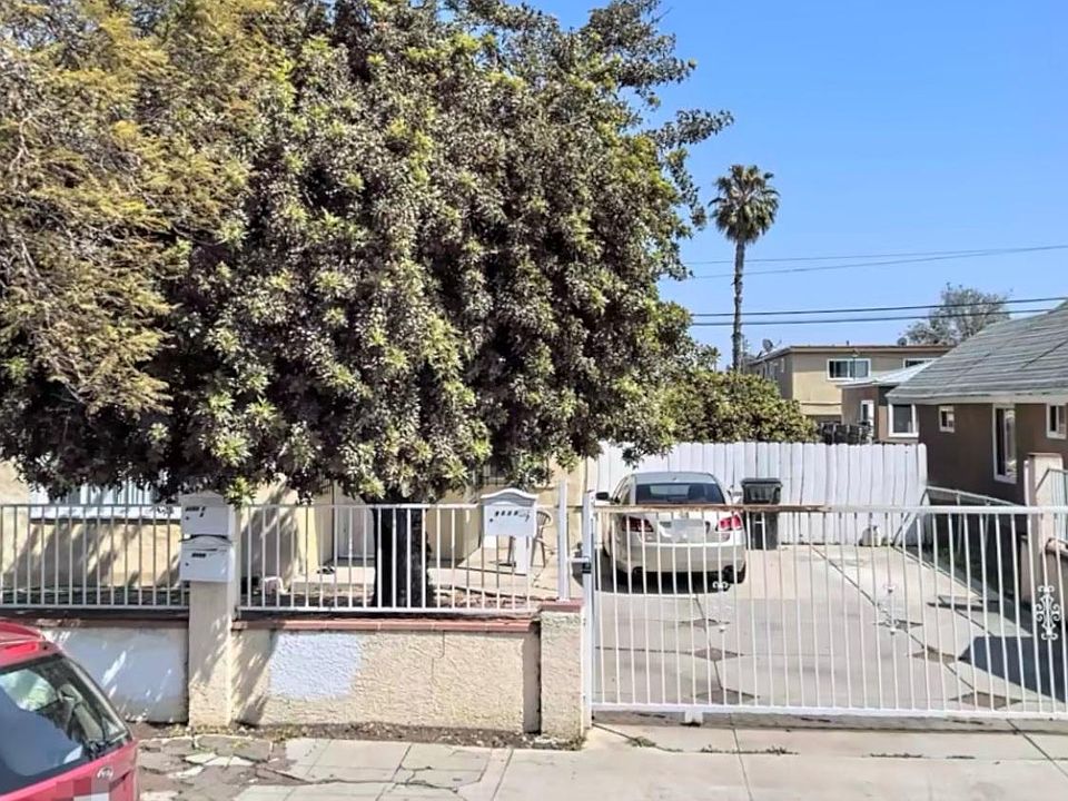 1st image of 4123 45th St